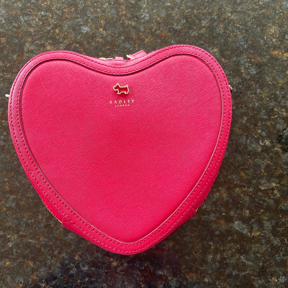 Radley London Heart clutch